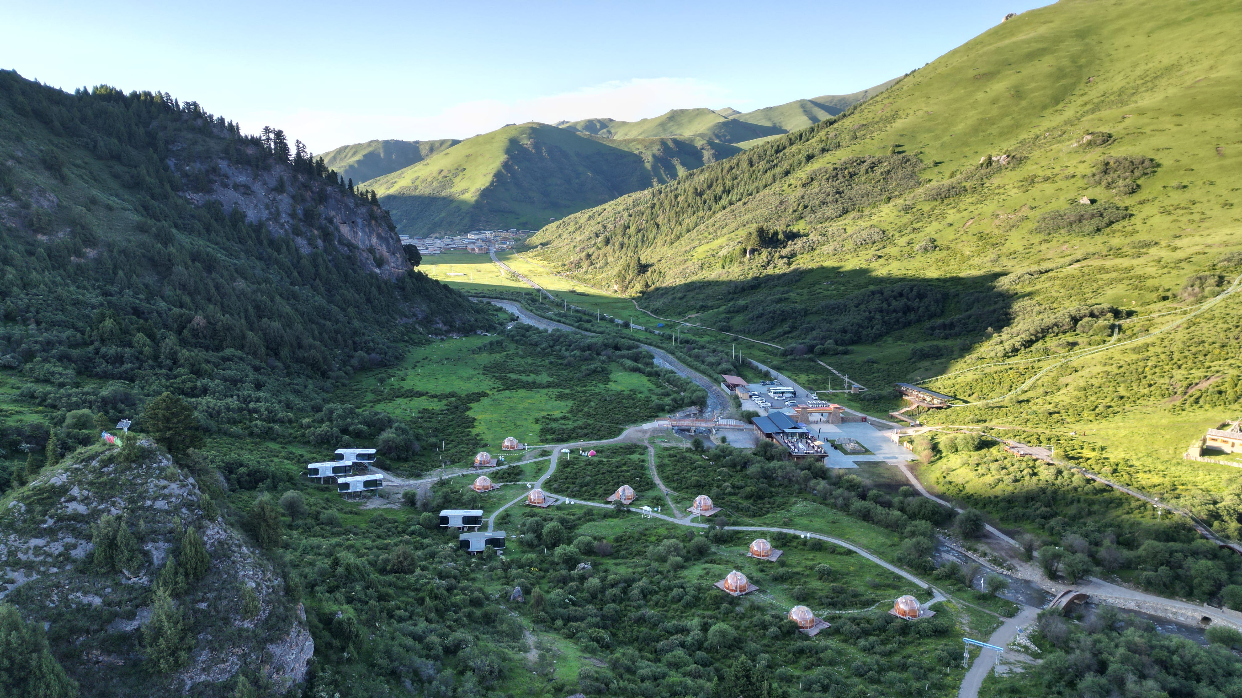 海外华文媒体探访则岔石林：生态旅游激发乡村振兴新活力