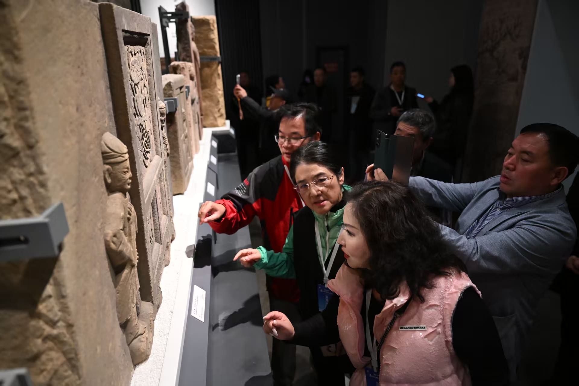 微信图片_20251117155604_156.jpg 微信图片_20251117155604_156.jpg